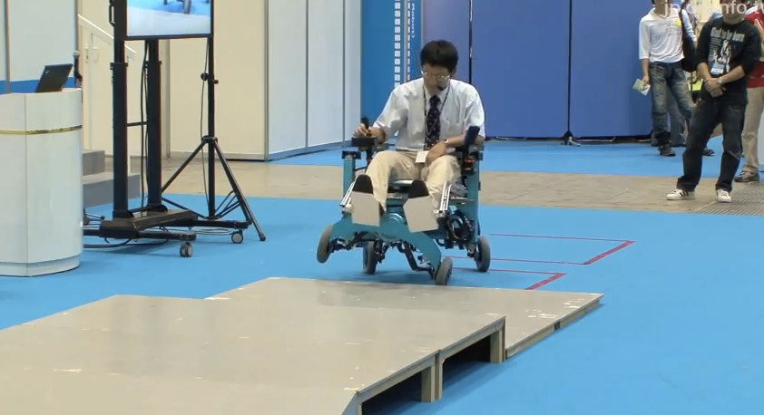 この車椅子ロボット凄い便利なんじゃないか？ 千葉工大