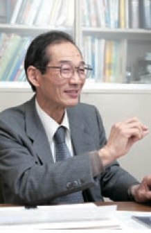 増井教授