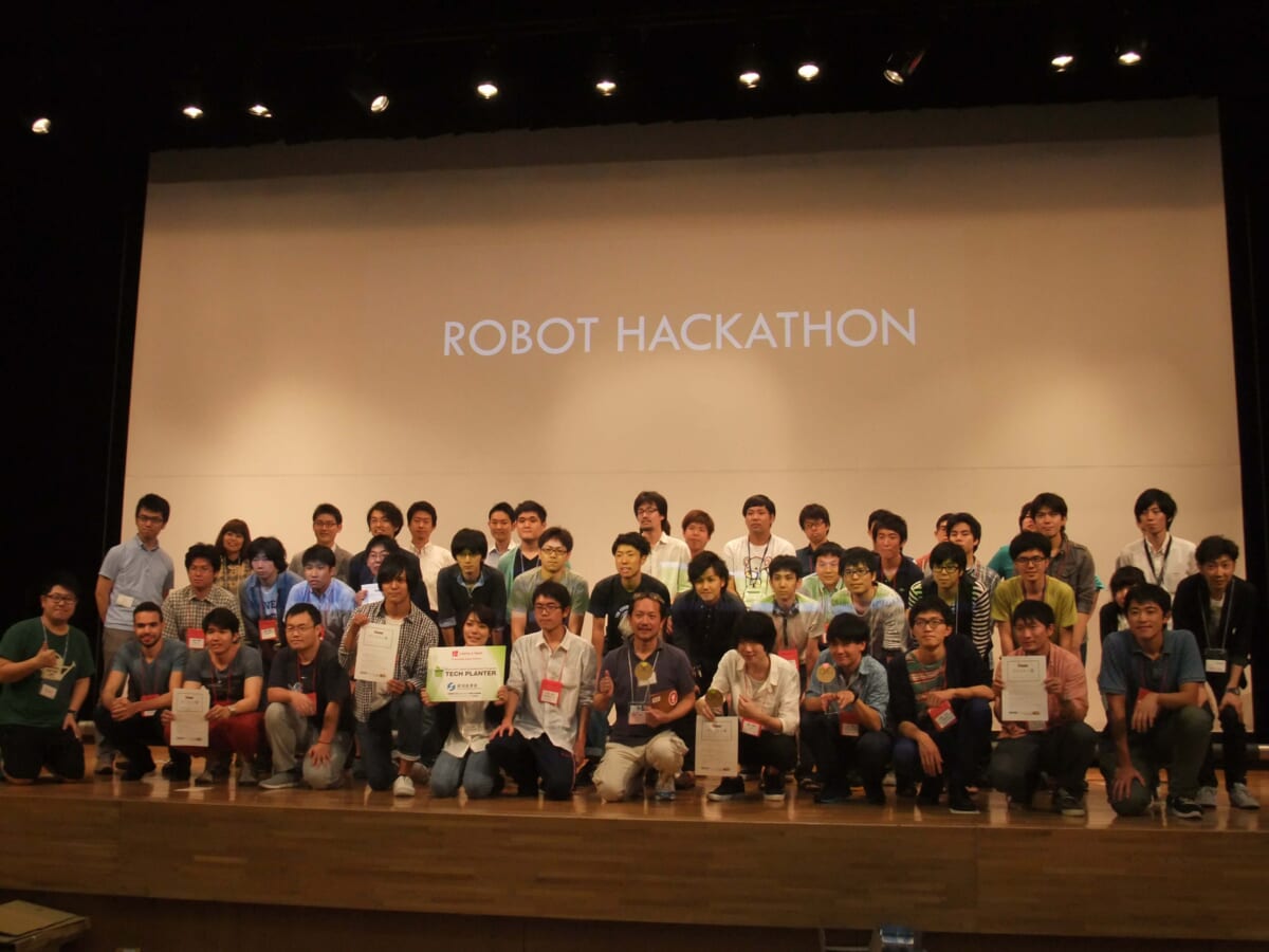 ロボットハッカソンの予選会を開催。7月19日に本選！
