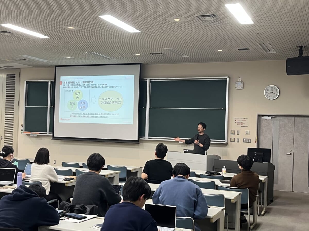 薬学×自分の興味でキャリアを拓く_2025年度熊本大学薬学部アントレプレナーシップ講義「iHOPE」がスタートしました。